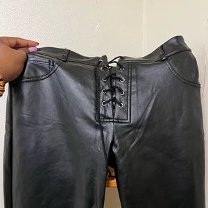 GENTLY WORN | FashionNova Leather Pants |  Size M